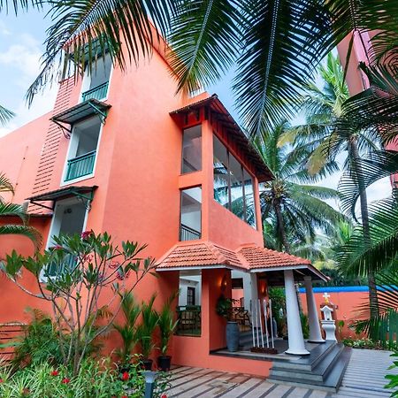 Mandrem Beach Resort, A Member Of Radisson Individuals Retreat Exteriör bild