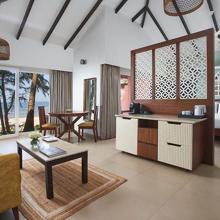 Mandrem Beach Resort, A Member Of Radisson Individuals Retreat Exteriör bild