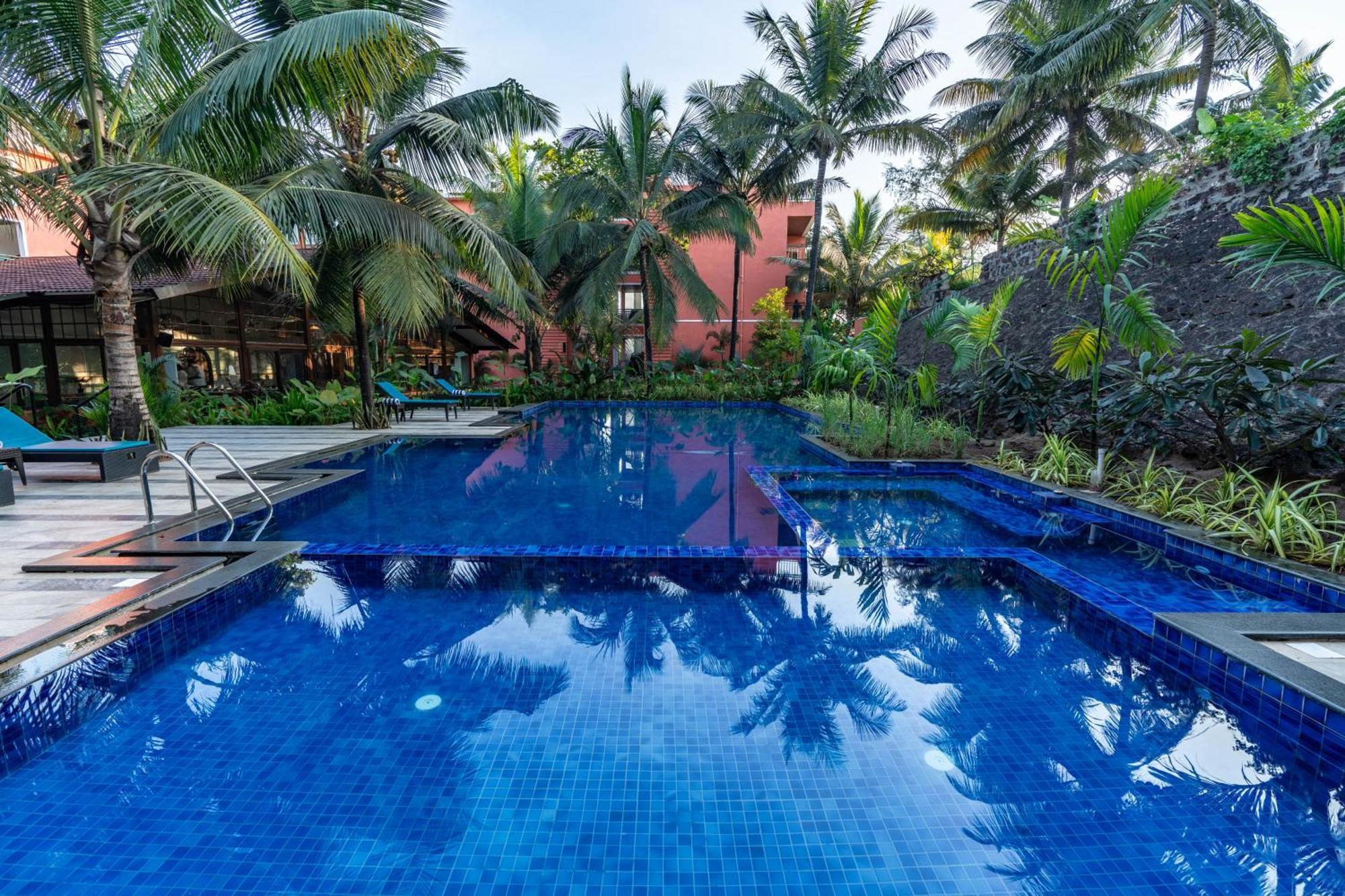 Mandrem Beach Resort, A Member Of Radisson Individuals Retreat Exteriör bild