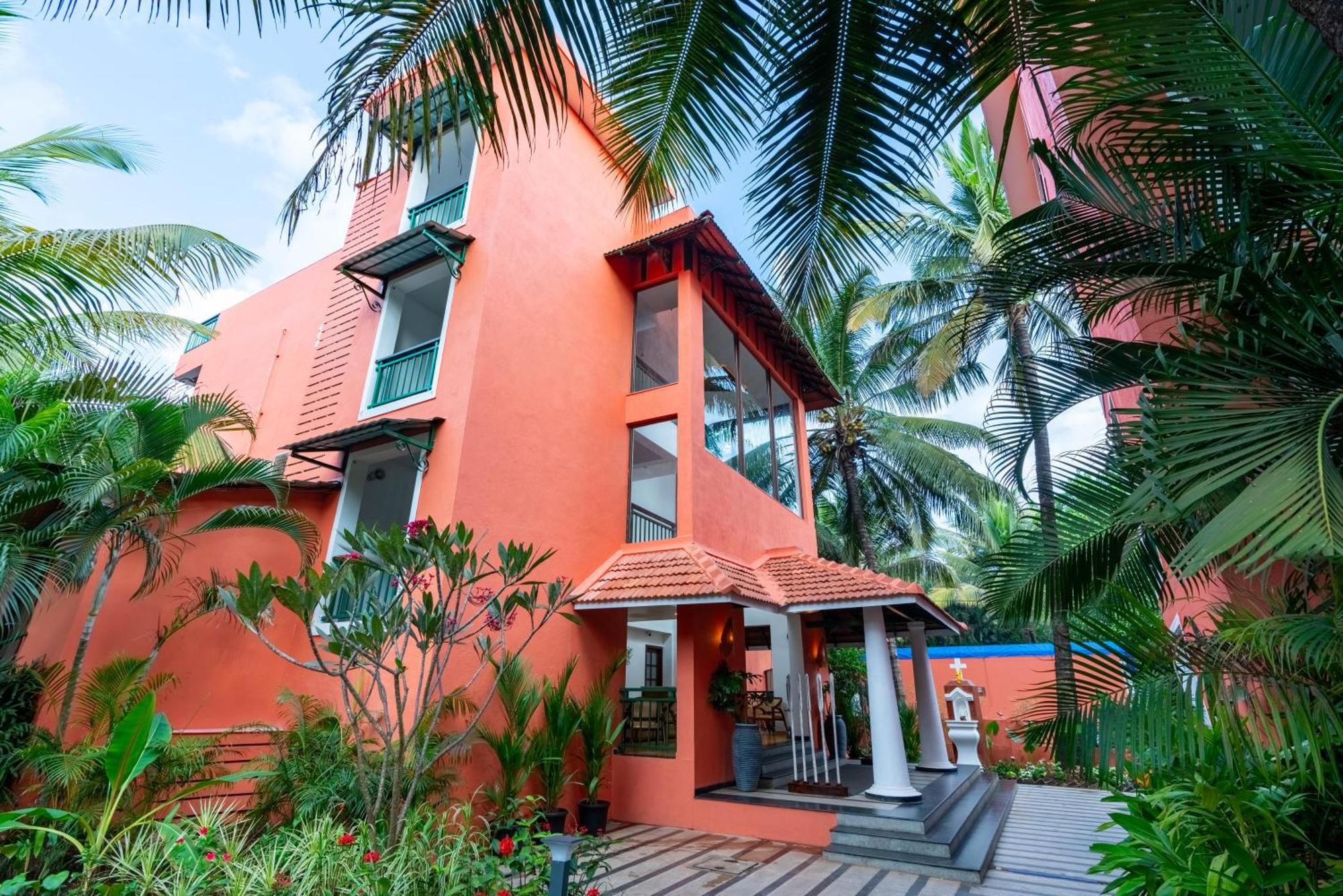 Mandrem Beach Resort, A Member Of Radisson Individuals Retreat Exteriör bild