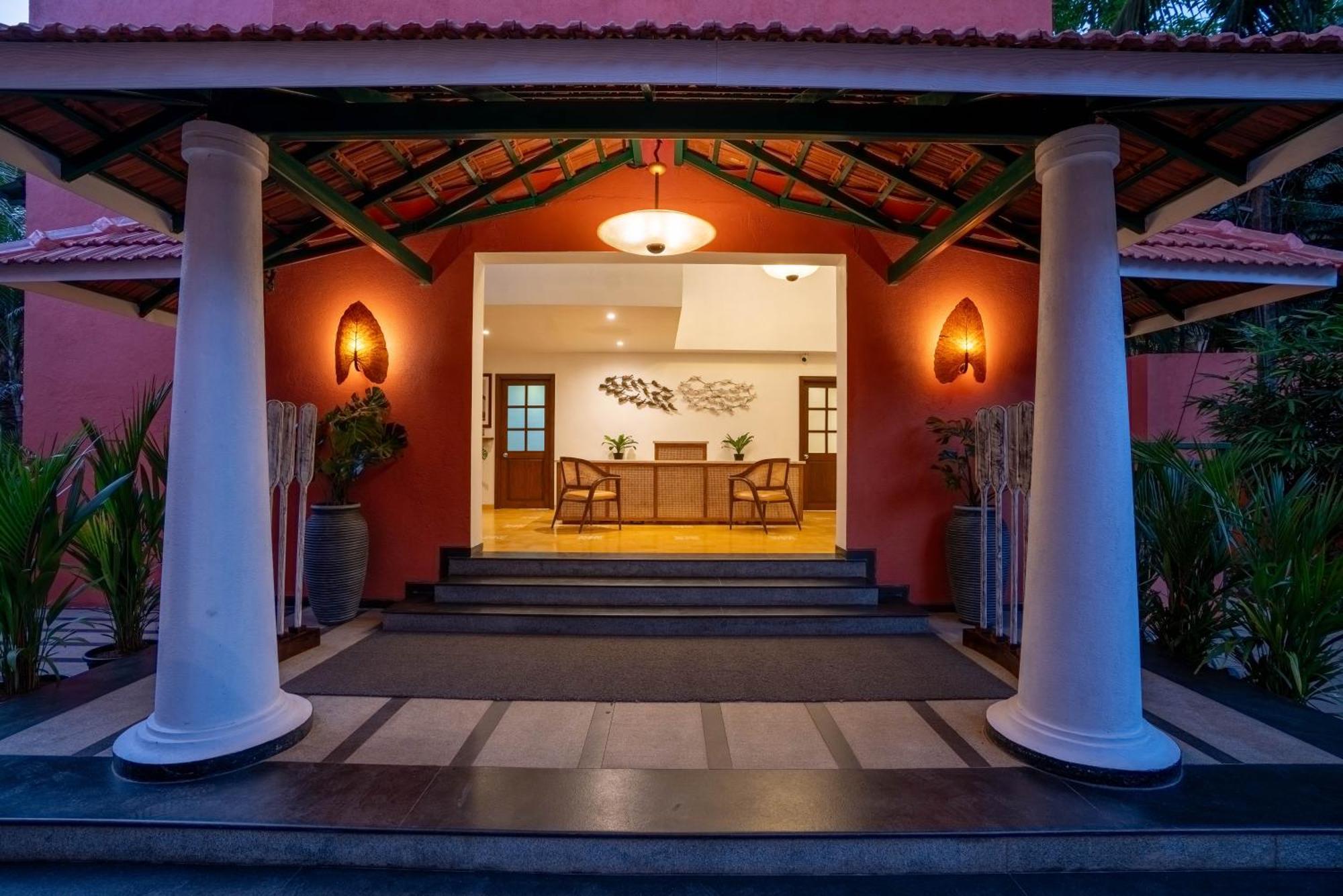 Mandrem Beach Resort, A Member Of Radisson Individuals Retreat Exteriör bild