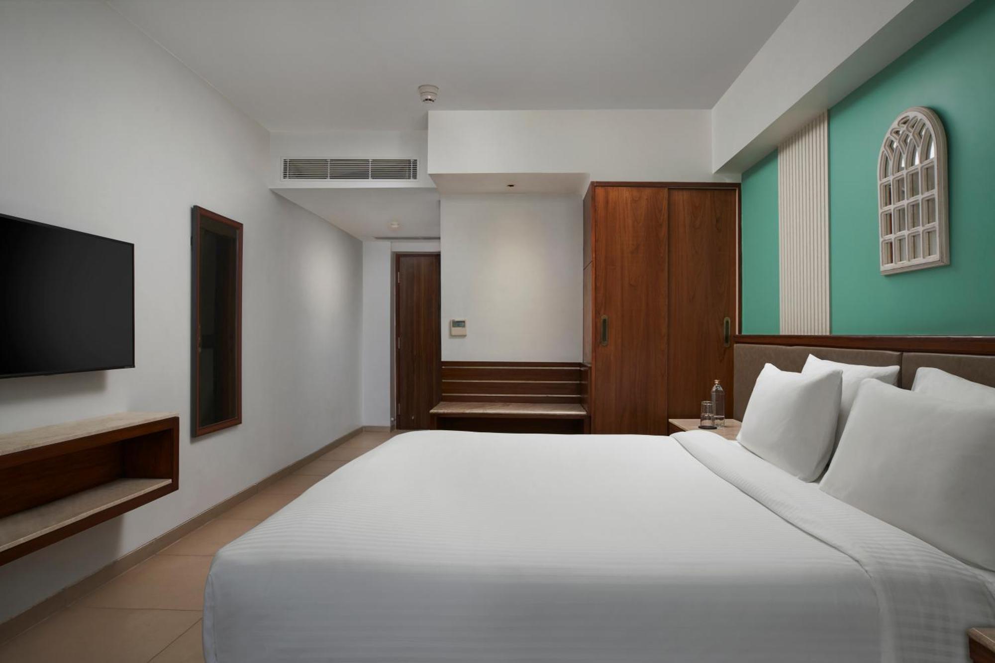 Mandrem Beach Resort, A Member Of Radisson Individuals Retreat Exteriör bild