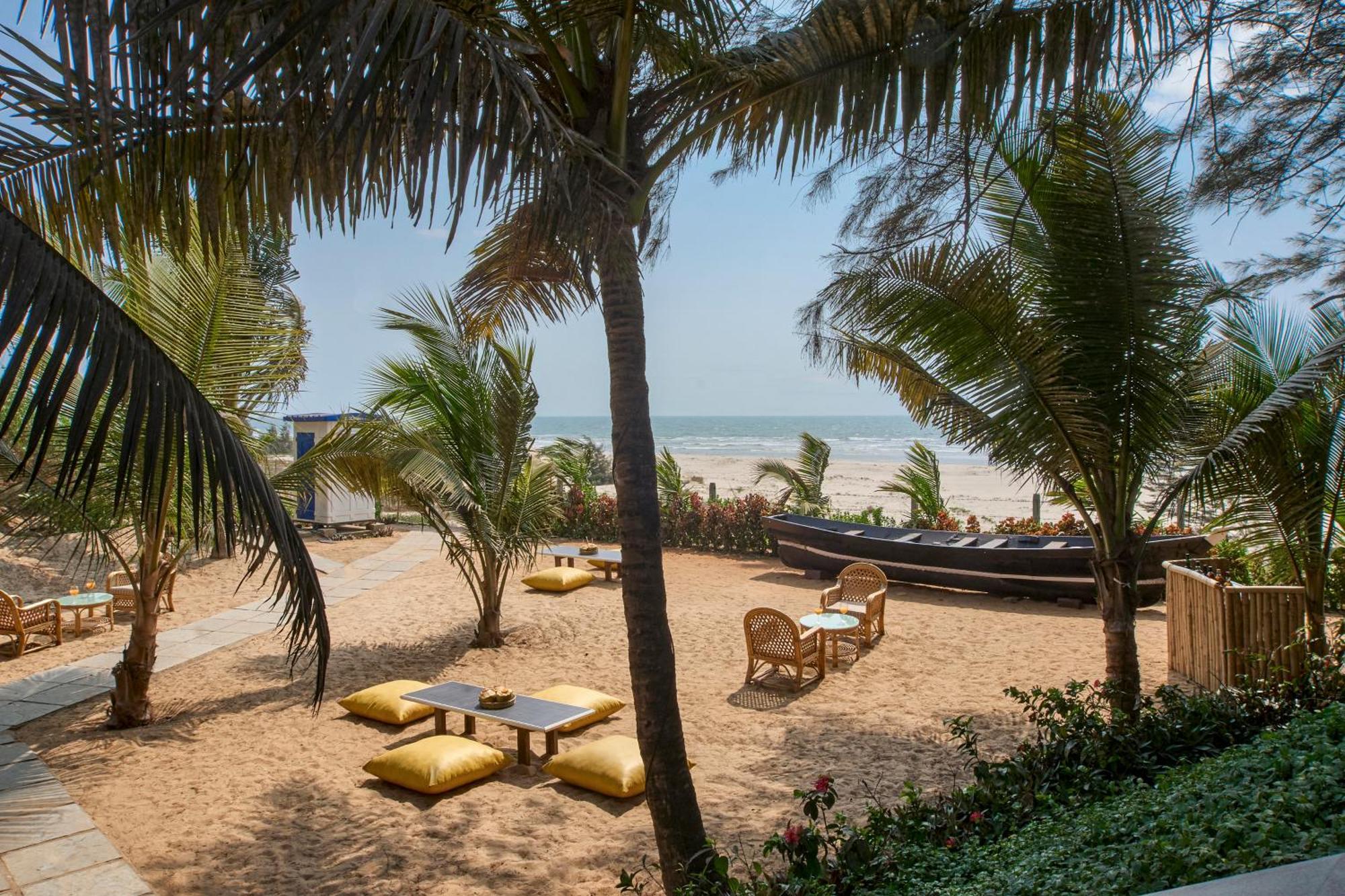 Mandrem Beach Resort, A Member Of Radisson Individuals Retreat Exteriör bild